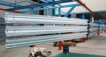 波形護(hù)欄表面處理