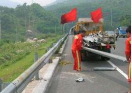 波形護(hù)欄板施工