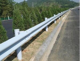 公路波形護(hù)欄板