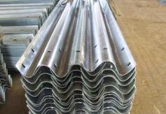 波形護(hù)欄板