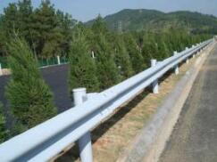 公路護欄板
